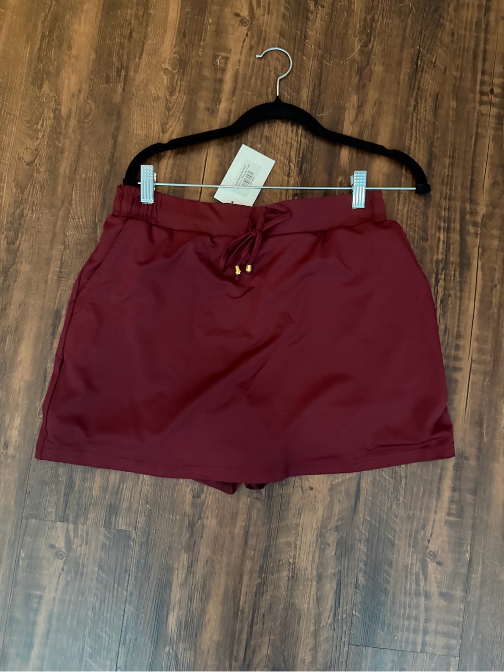 Women’s Drawstring Lounge Skorts in Burgundy